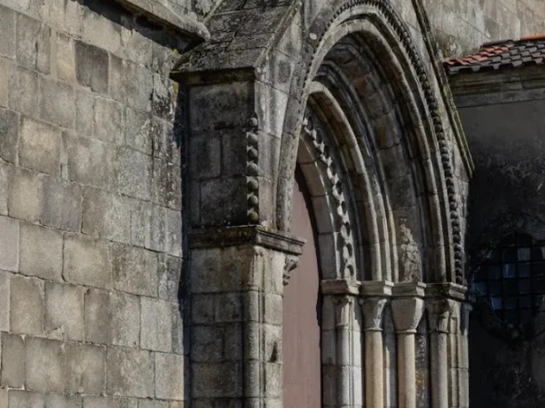 efcf541a-0573-4be3-ae28-325ef7a826ba